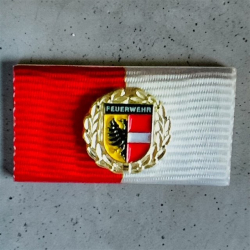 Bandschnalle mit Unterteil, individuell gestaltete Auflage