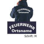 Giacca con cappuccio blu navy, font "M" con nome del luogo